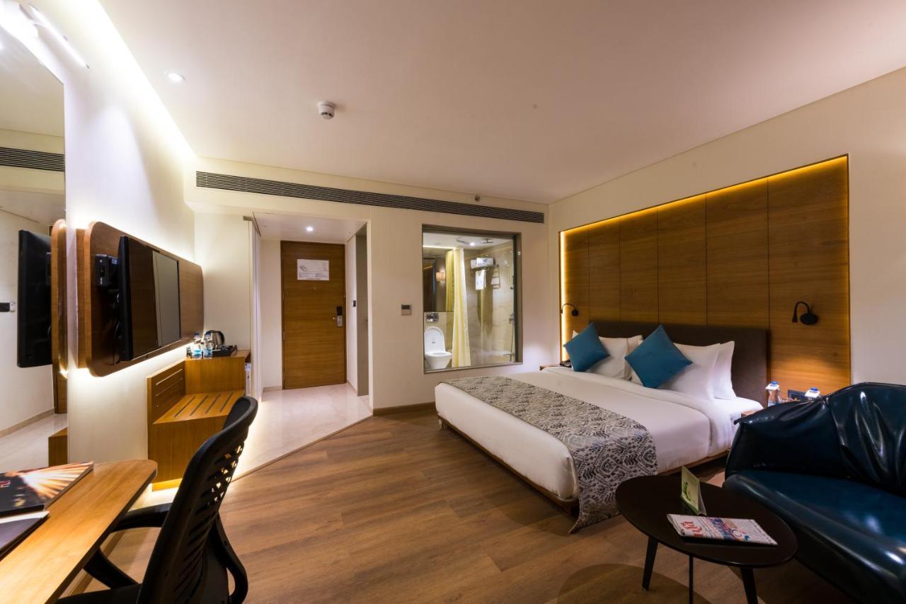 Hotel The Fern Residency, Jāmnagar Extérieur photo
