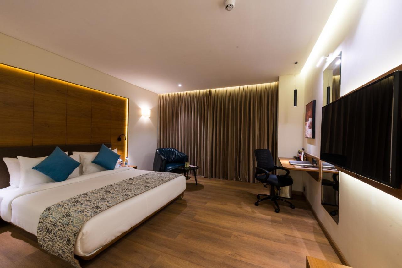 Hotel The Fern Residency, Jāmnagar Extérieur photo
